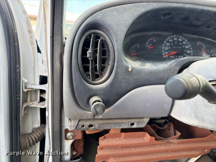 image for item FC0981 1997 Ford E350 box truck