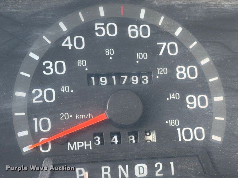 image for item FC0981 1997 Ford E350 box truck