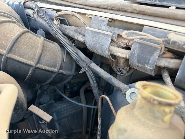 image for item FC0981 1997 Ford E350 box truck