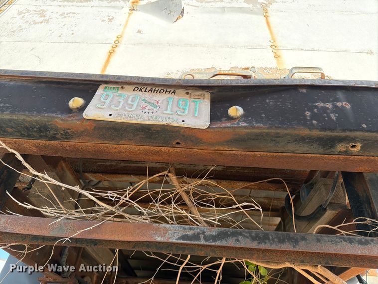 image for item FC0981 1997 Ford E350 box truck