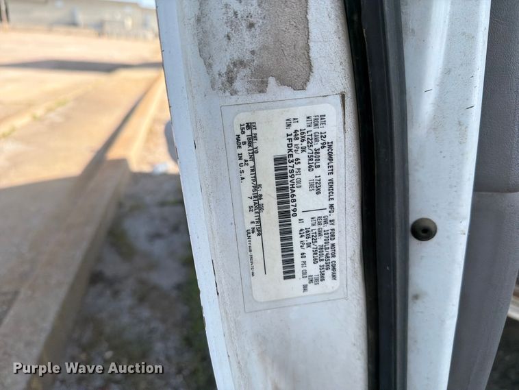 image for item FC0981 1997 Ford E350 box truck