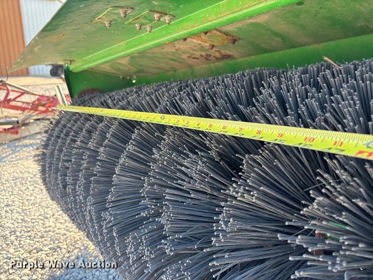 image for item FC1833 John Deere 1400/1500 broom