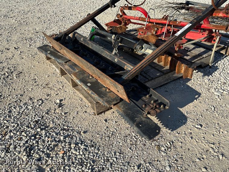 image for item FC1835 Lawn equipment