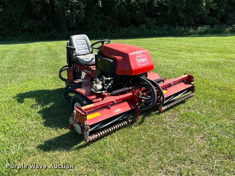 image for item FC1839 Toro Reelmaster 2600-D reel mower