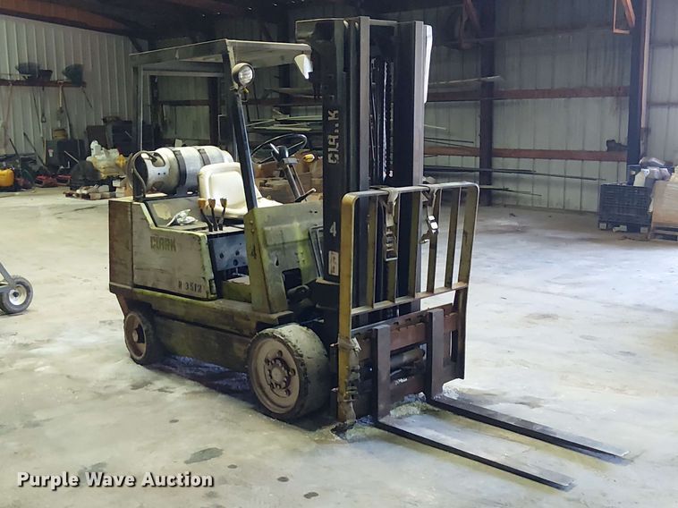 image for item FC1848 Clark GCS25 forklift