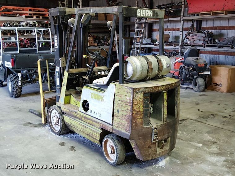 image for item FC1848 Clark GCS25 forklift