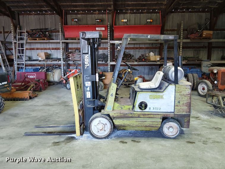 image for item FC1848 Clark GCS25 forklift