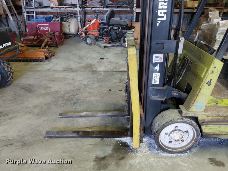 image for item FC1848 Clark GCS25 forklift