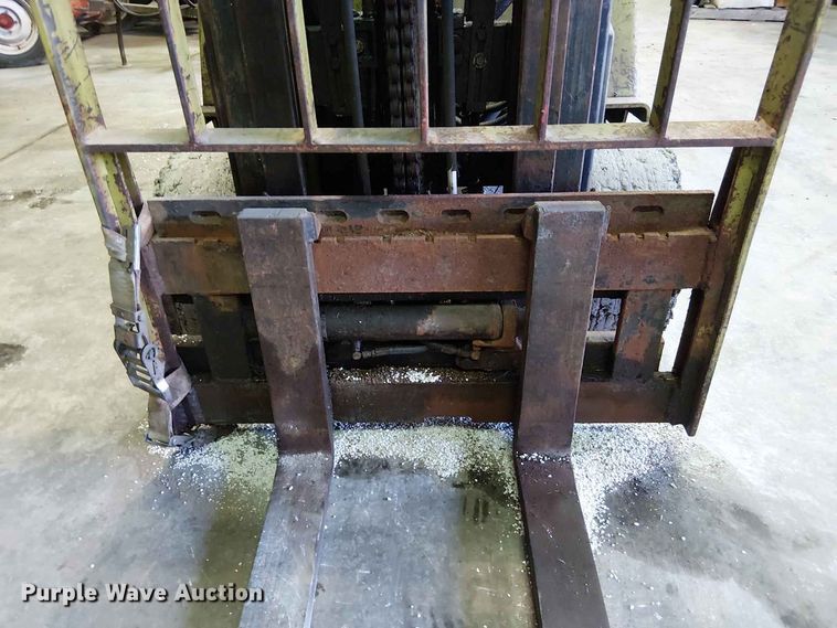image for item FC1848 Clark GCS25 forklift