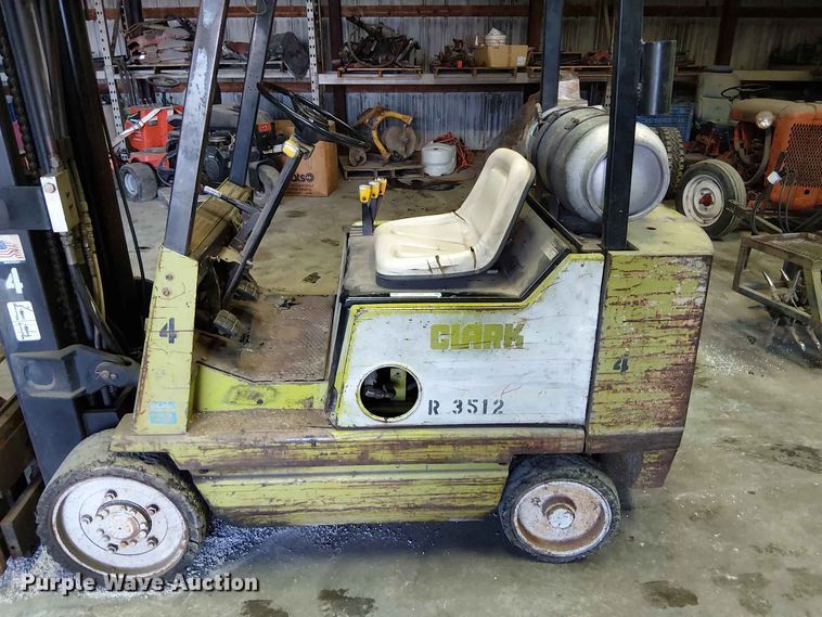 image for item FC1848 Clark GCS25 forklift