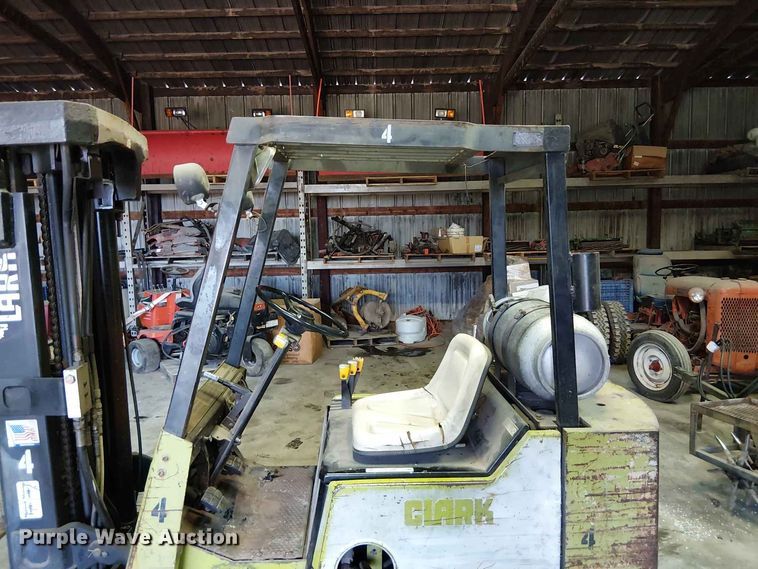 image for item FC1848 Clark GCS25 forklift