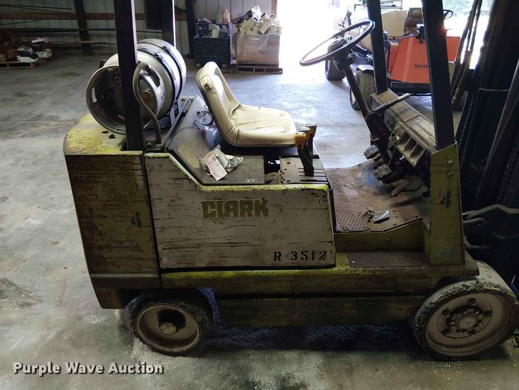 image for item FC1848 Clark GCS25 forklift