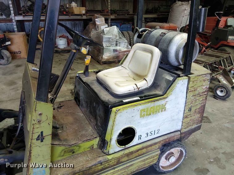 image for item FC1848 Clark GCS25 forklift