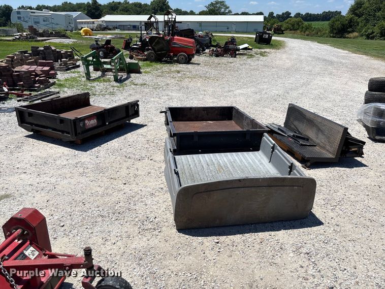 image for item FC1849 (3) Toro Workman beds