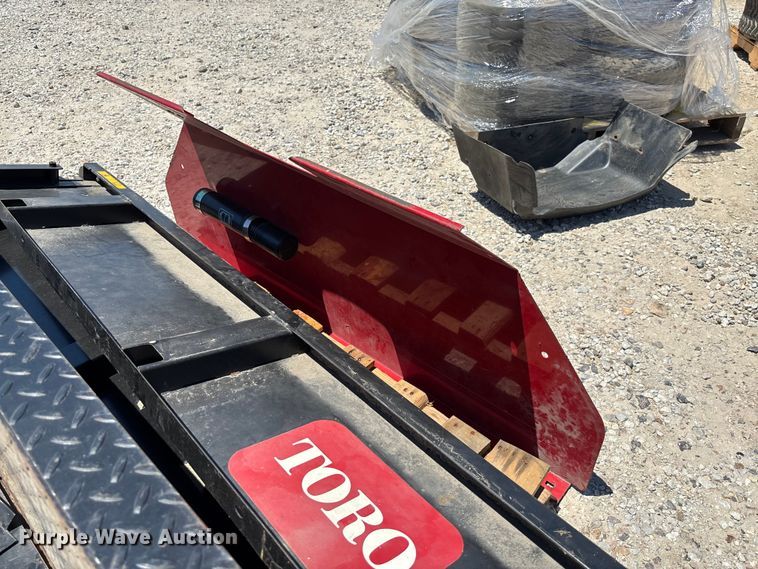 image for item FC1849 (3) Toro Workman beds