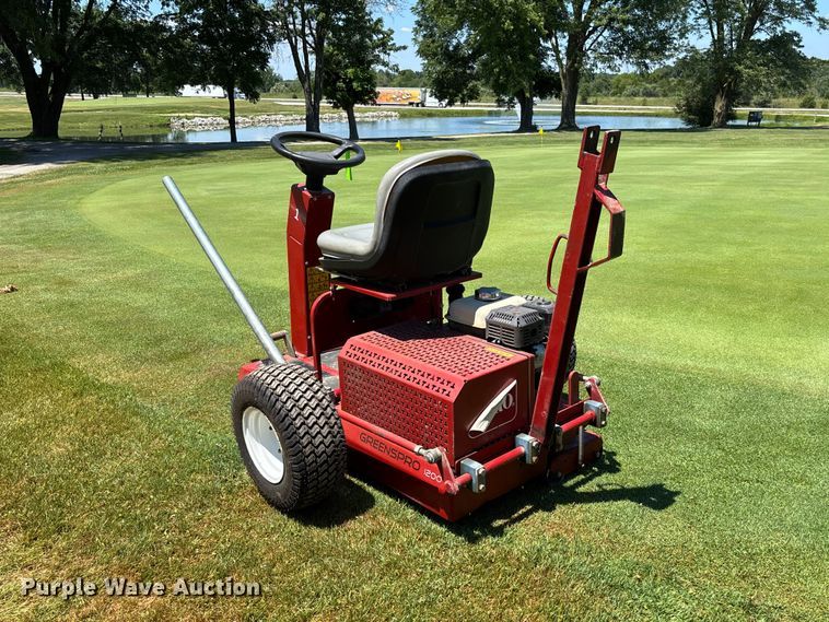 image for item FC1850 2013 Toro Greenspro 1200 greens roller