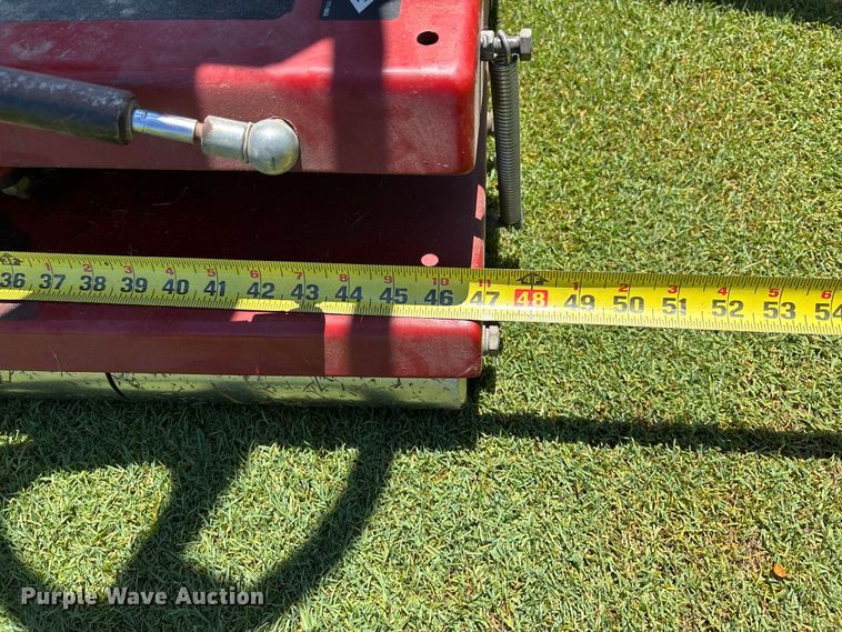 image for item FC1850 2013 Toro Greenspro 1200 greens roller