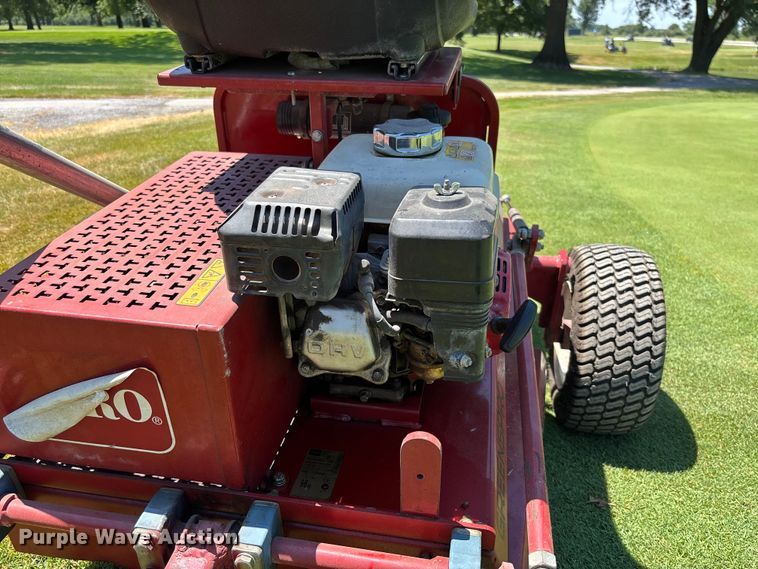 image for item FC1850 2013 Toro Greenspro 1200 greens roller