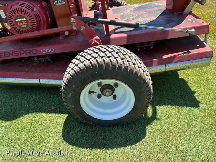 image for item FC1850 2013 Toro Greenspro 1200 greens roller
