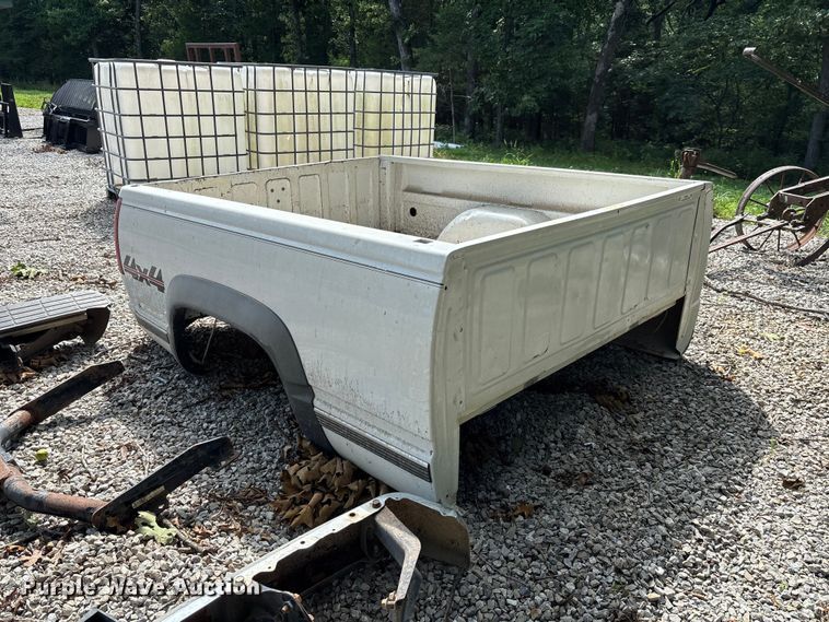 image for item FC1868 Chevrolet  pickup bed