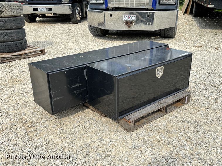 image for item FC1923 (2) toolboxes