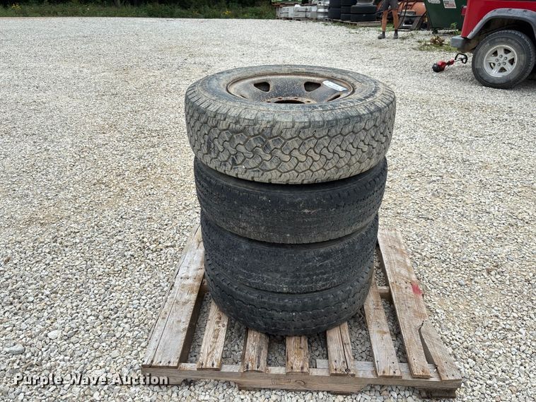image for item FC1924 (6) tires