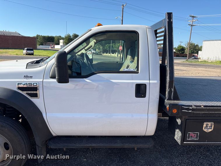 image for item FC2501 2008 Ford F450 flatbed truck