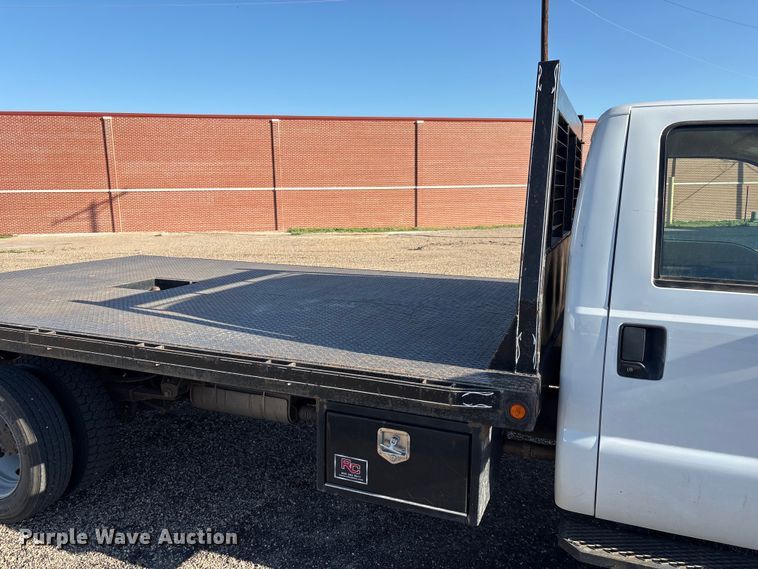image for item FC2501 2008 Ford F450 flatbed truck