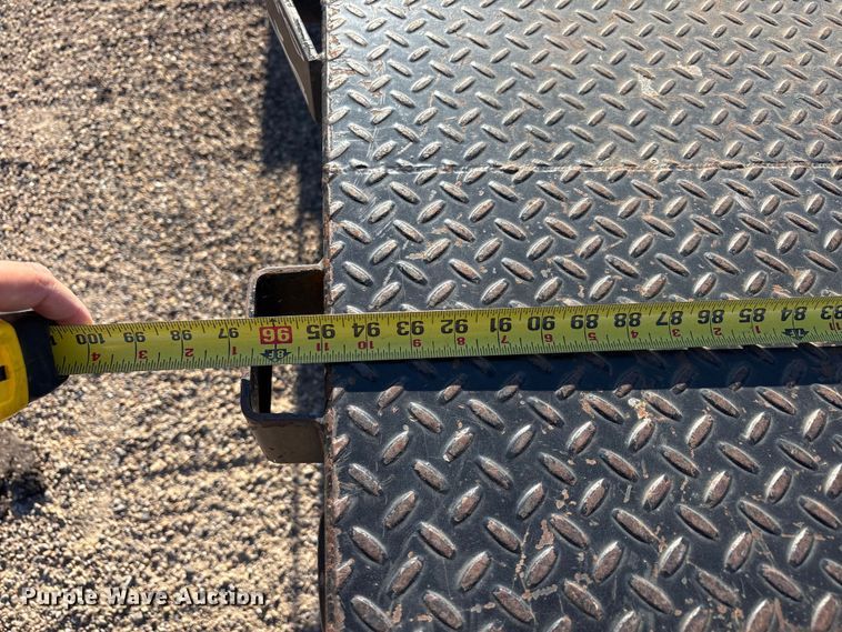 image for item FC2501 2008 Ford F450 flatbed truck