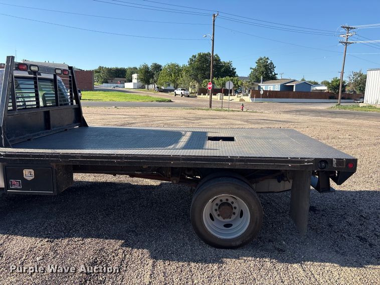 image for item FC2501 2008 Ford F450 flatbed truck