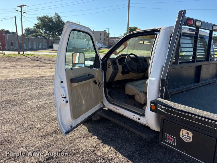 image for item FC2501 2008 Ford F450 flatbed truck