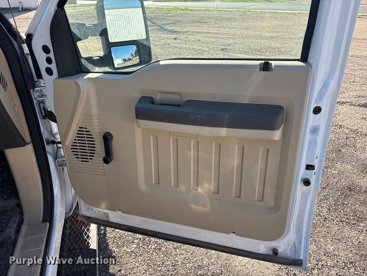 image for item FC2501 2008 Ford F450 flatbed truck