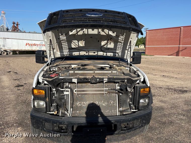 image for item FC2501 2008 Ford F450 flatbed truck