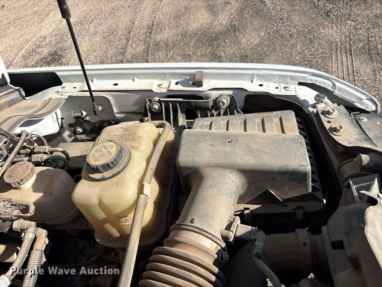 image for item FC2501 2008 Ford F450 flatbed truck