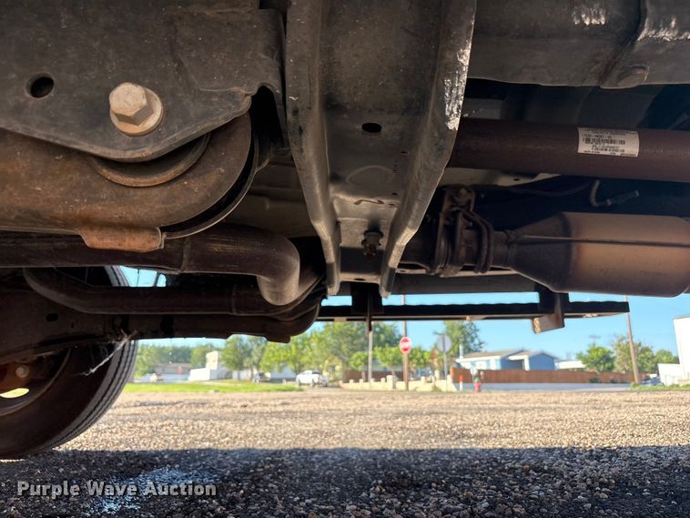 image for item FC2501 2008 Ford F450 flatbed truck