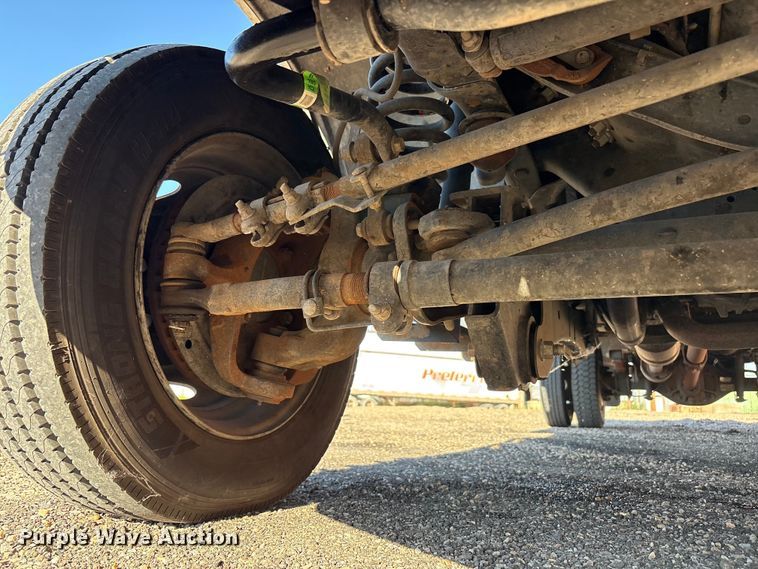 image for item FC2501 2008 Ford F450 flatbed truck