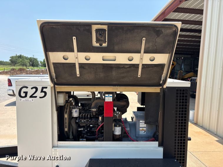 image for item FC2510 2011 Ingersoll Rand G25 generator