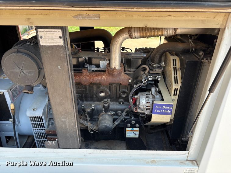 image for item FC2510 2011 Ingersoll Rand G25 generator