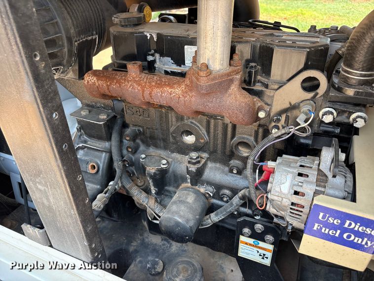 image for item FC2510 2011 Ingersoll Rand G25 generator