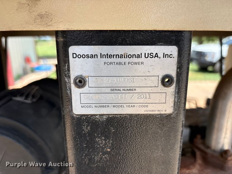 image for item FC2510 2011 Ingersoll Rand G25 generator