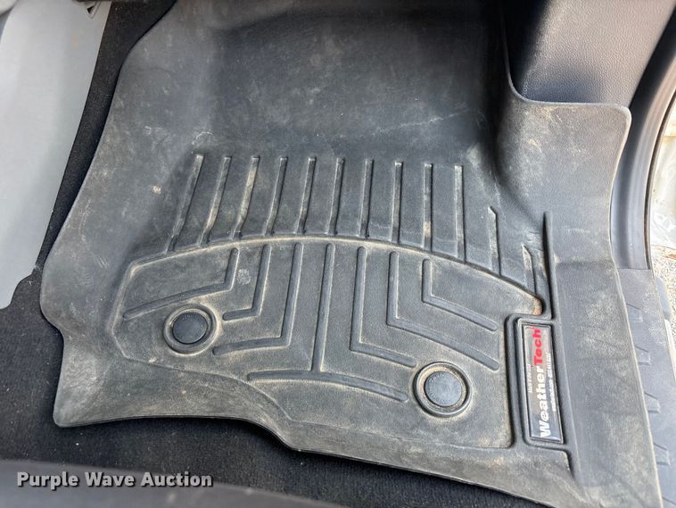 image for item FC2511 2023 Ford F250 Super Duty Crew Cab pickup truck