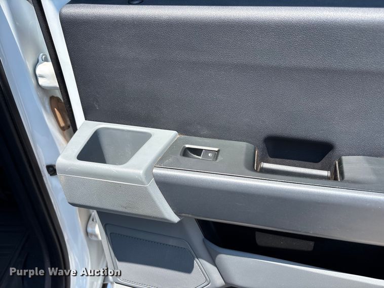 image for item FC2511 2023 Ford F250 Super Duty Crew Cab pickup truck