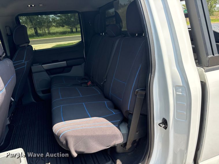 image for item FC2511 2023 Ford F250 Super Duty Crew Cab pickup truck