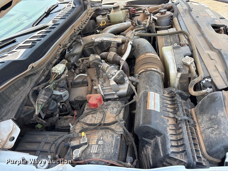 image for item FC2511 2023 Ford F250 Super Duty Crew Cab pickup truck