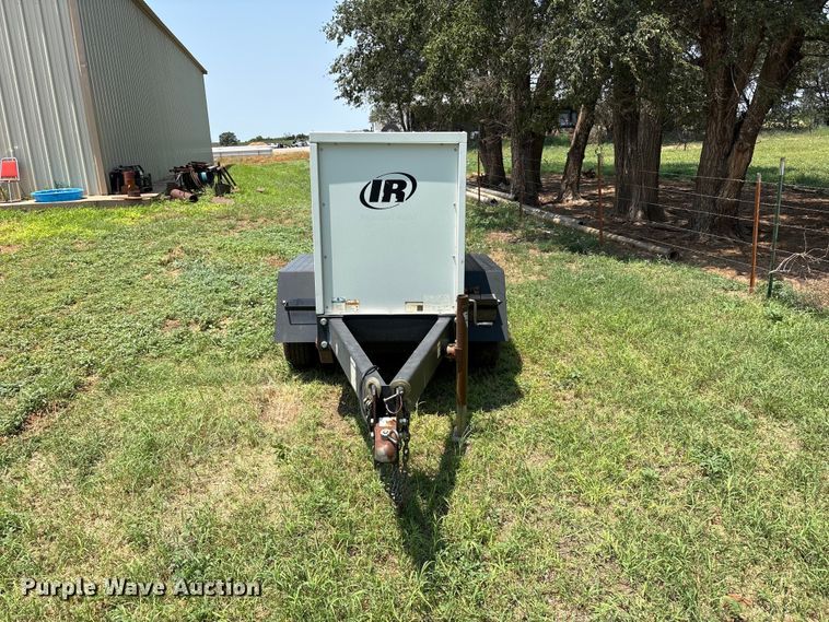 image for item FC2512 2011 Ingersoll Rand G25 generator