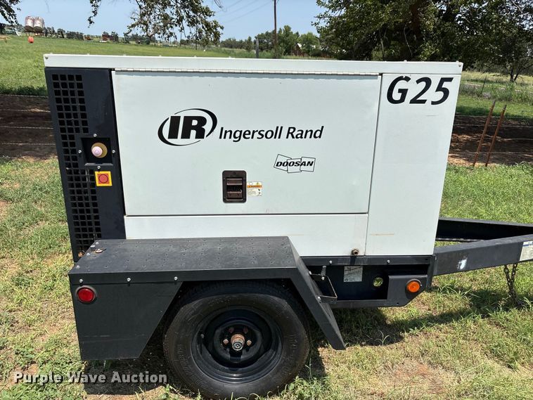 image for item FC2512 2011 Ingersoll Rand G25 generator