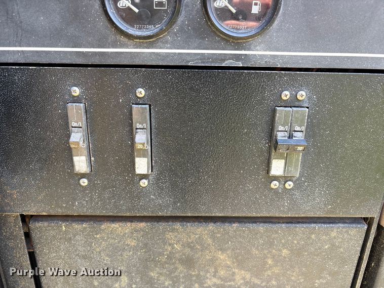 image for item FC2512 2011 Ingersoll Rand G25 generator