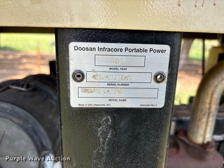 image for item FC2512 2011 Ingersoll Rand G25 generator