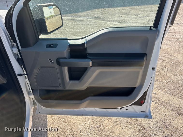 image for item FC2513 2018 Ford F150 Ext. Cab pickup truck