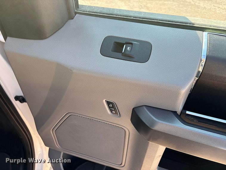 image for item FC2513 2018 Ford F150 Ext. Cab pickup truck